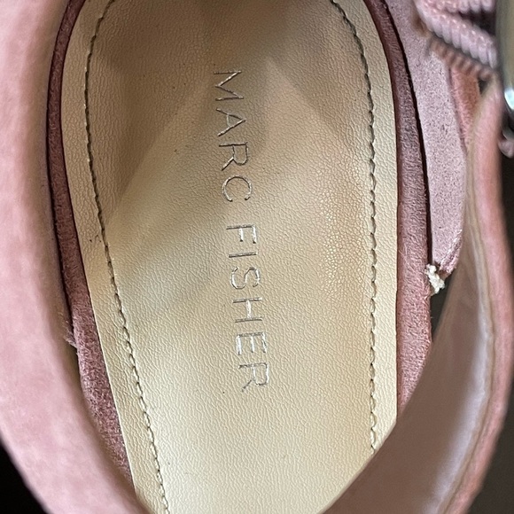 Marc Fisher size 9.5 wedges - Picture 6 of 16